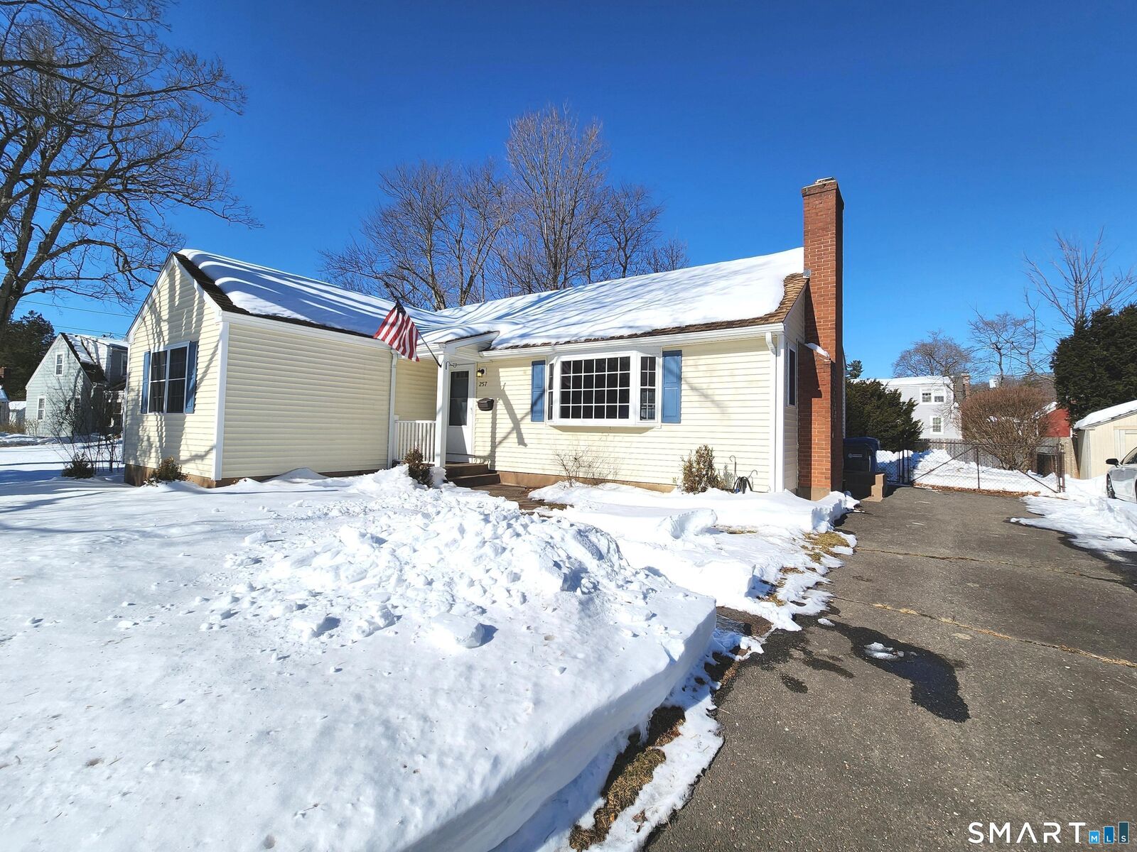 Property Photo:  257 Green Road  CT 06042 