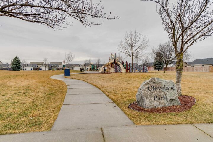 Property Photo:  12506 W Meadow Ct  WA 99001 