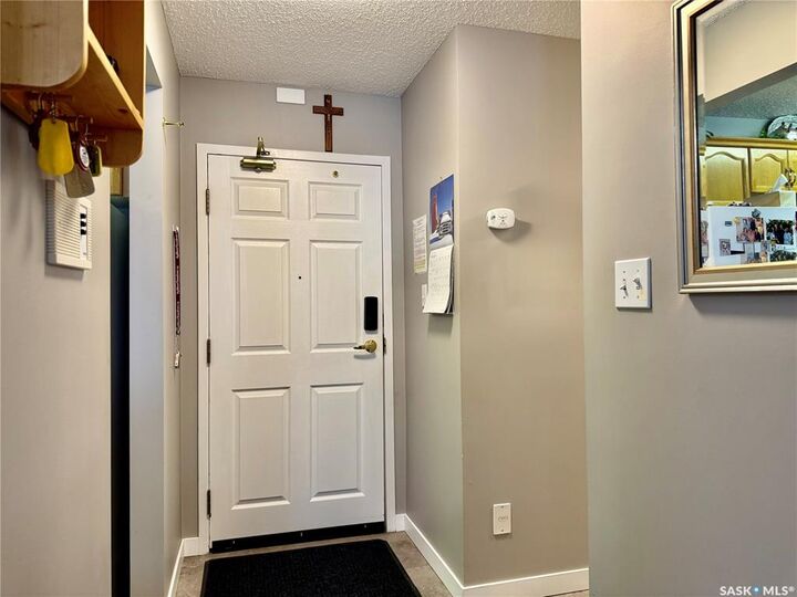 Property Photo:  602 7th Street 105  SK S0K 2A0 