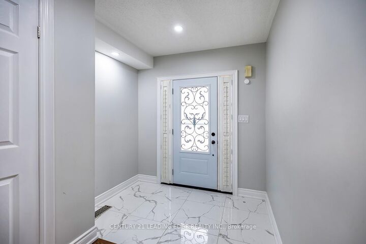 Photo de la propriété: 121 Trail Ridge Lane ON L6C 2C6