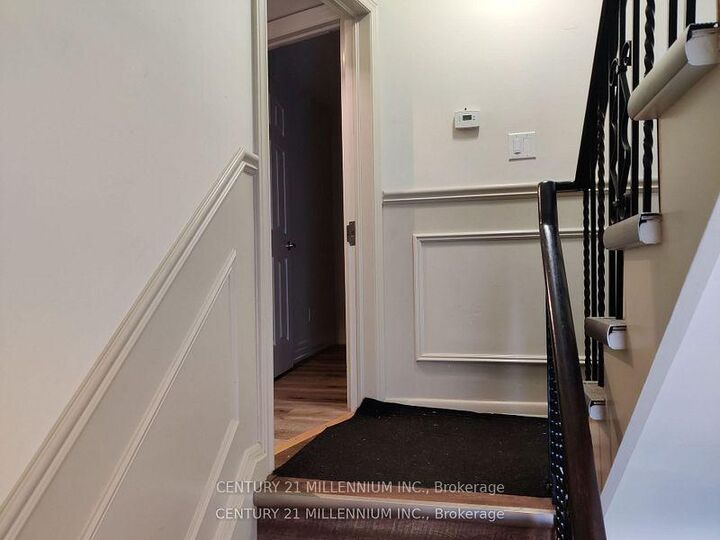 Property Photo:  59 Garthdale Court Main  ON M3H 5P7 