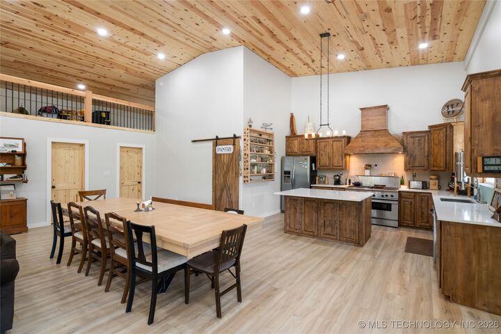 Property Photo:  214 Shady Lane  OK 74435 