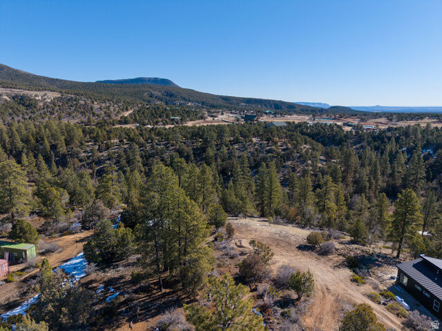 Property Photo:  17 Pine St 17  UT 84758 