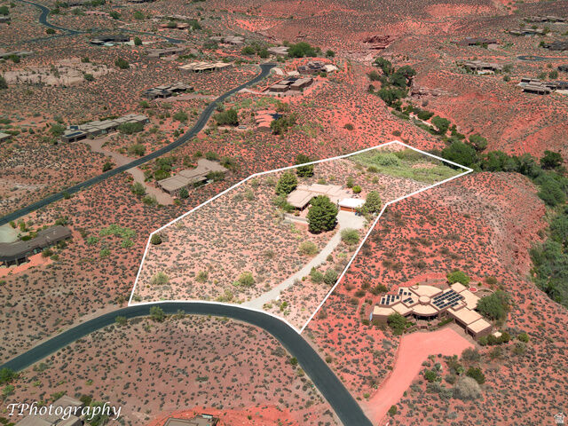 Property Photo:  1068 N Shonto Ridge Dr  UT 84738 