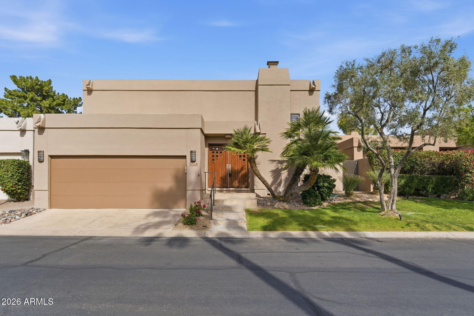 Property Photo:  3048 E Stella Lane  AZ 85016 