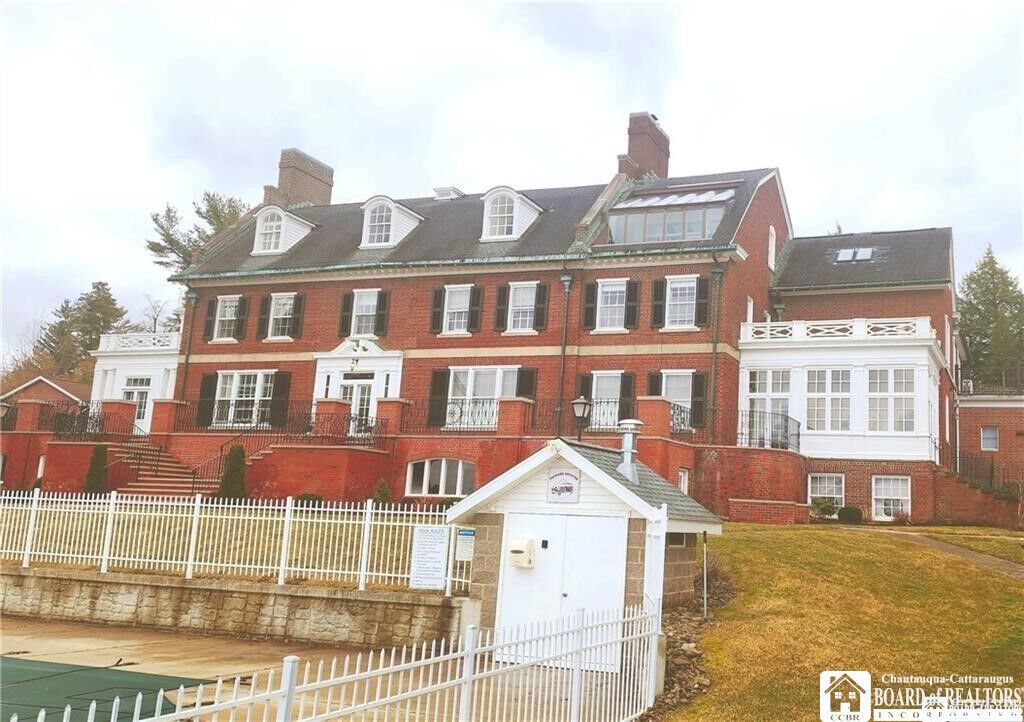 Property Photo:  12 W Terrace Avenue 4  NY 14750 