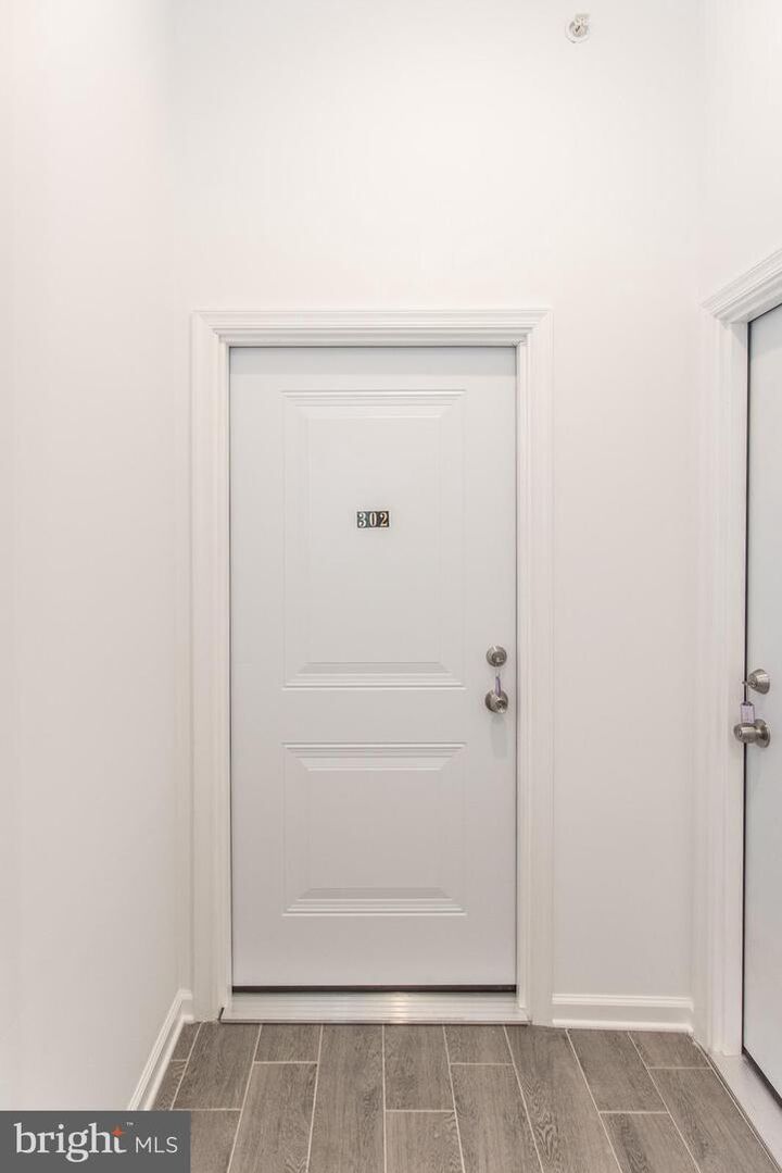 Property Photo:  315 N Preston Street 202  PA 19104 