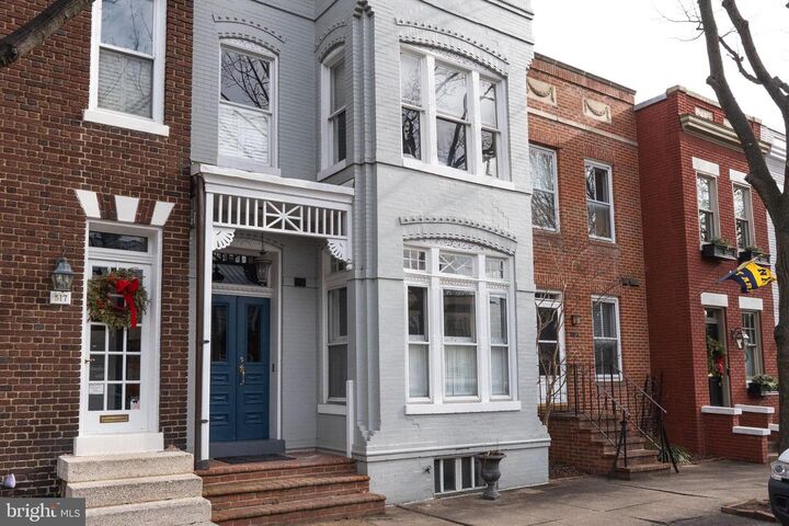 Property Photo:  515 N Columbus Street 1  VA 22314 