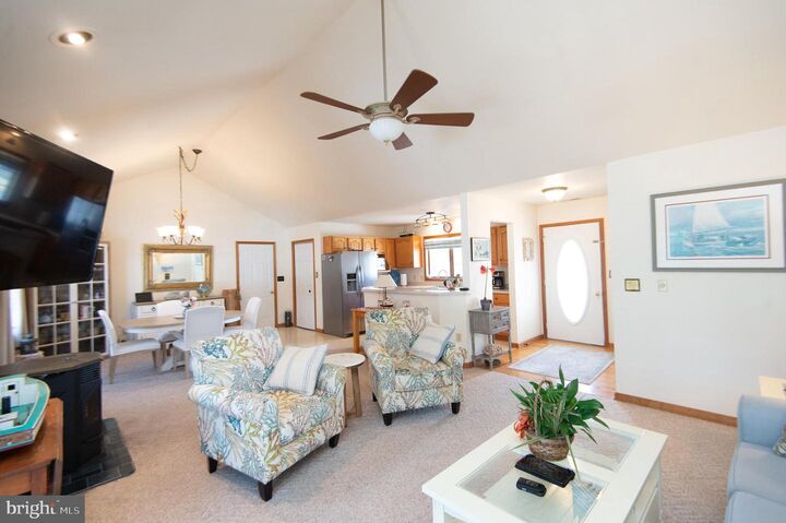 Property Photo: 3 Holly Terrace MD 21613