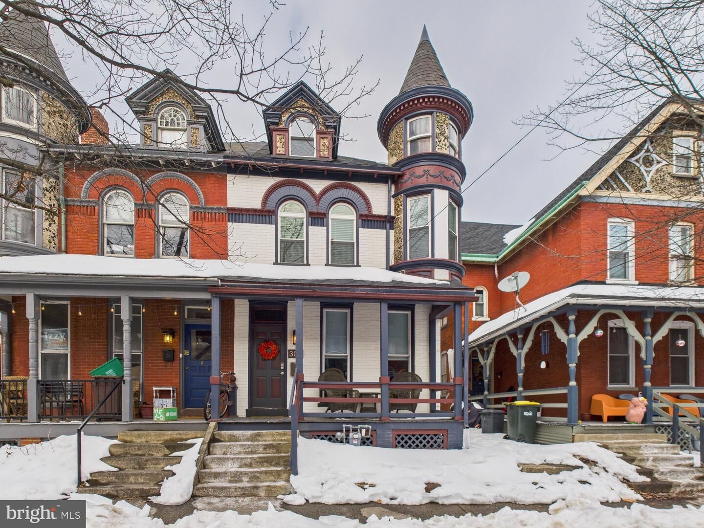 Property Photo:  305 W Lemon Street  PA 17603 