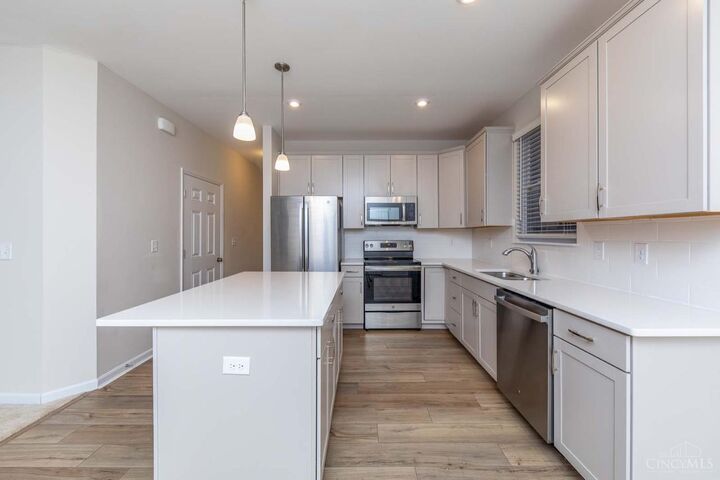 Property Photo:  6223 Turning Leaf Way  OH 45039 