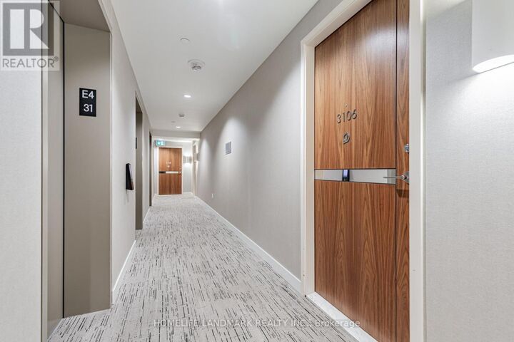 Property Photo:  85 McMahon Drive 3106  ON M2K 0H1 