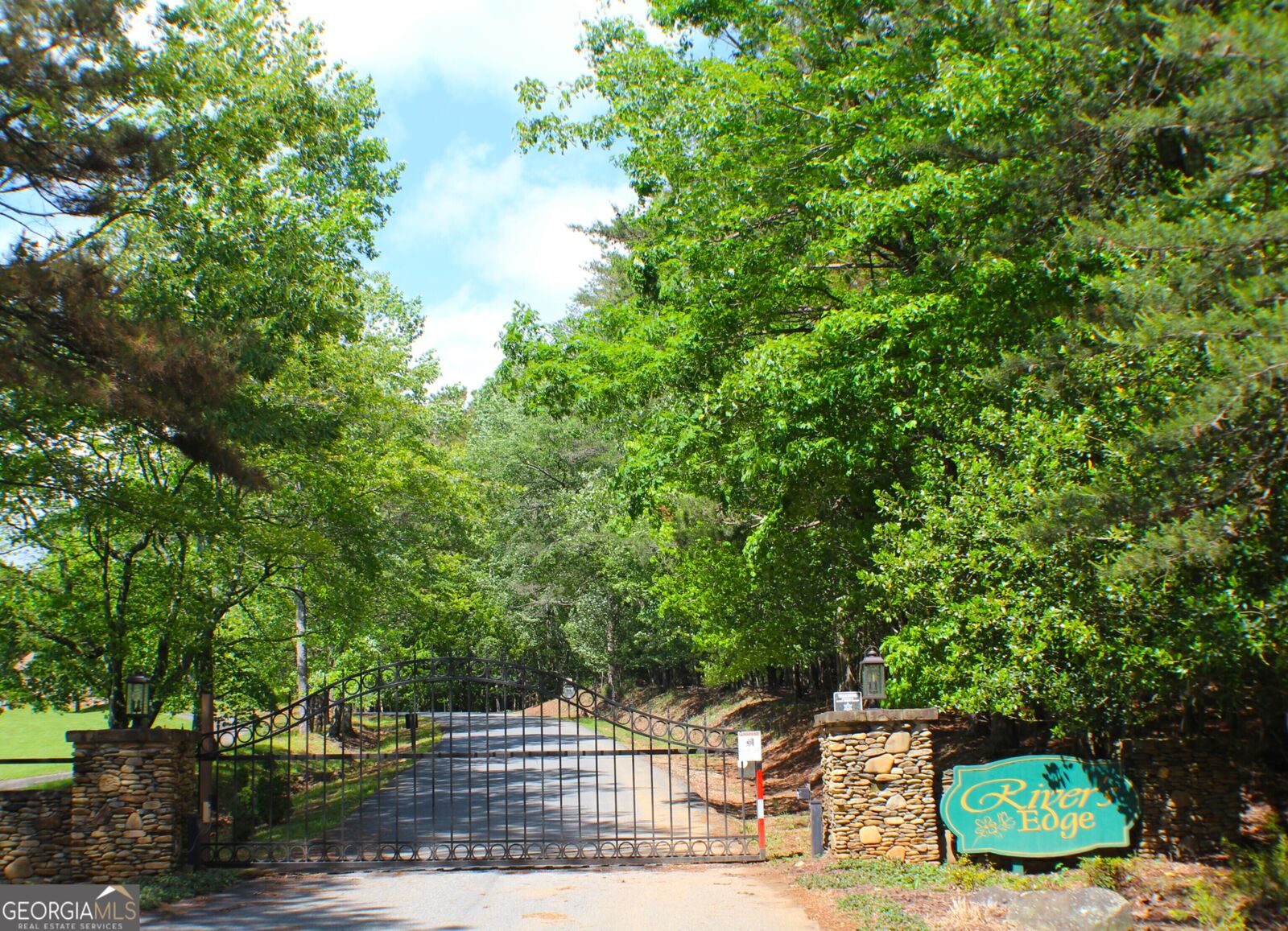 Property Photo:  Lot 36R Lake View Lane  GA 30536 