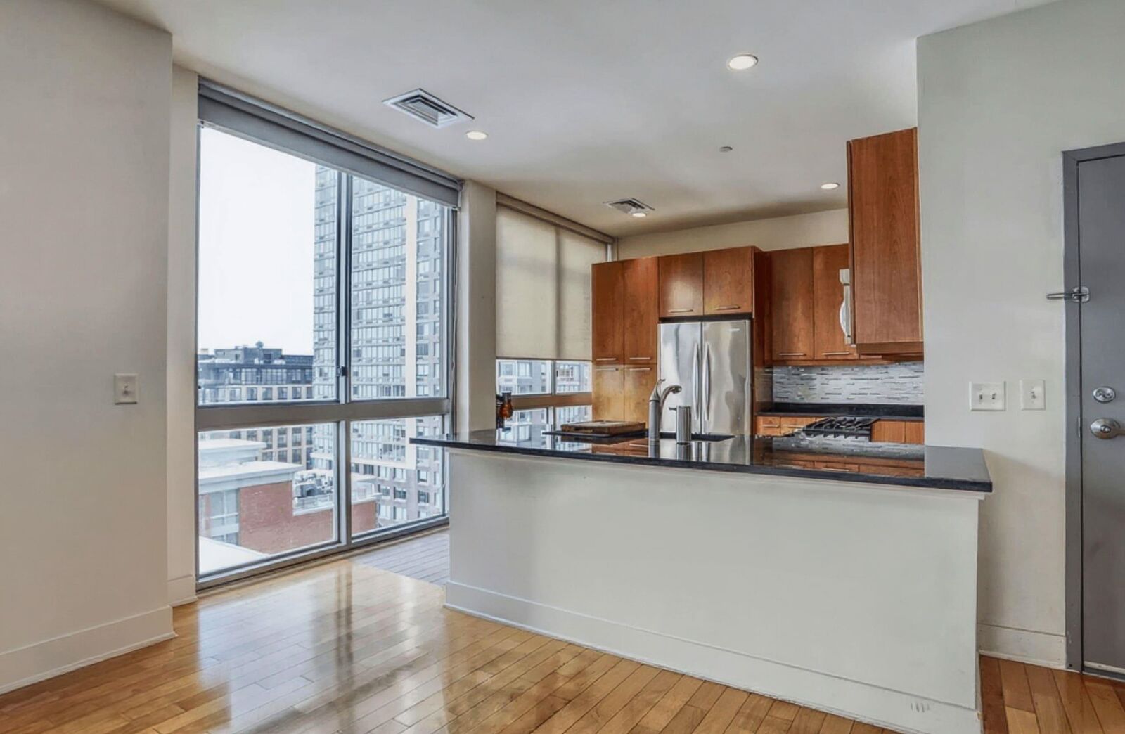 Property Photo:  201 Luis M Marin Blvd 1221  NJ 07302 