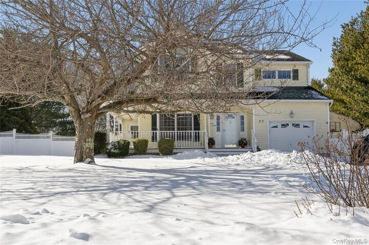 Property Photo:  77 Fairway Drive  NY 11792 