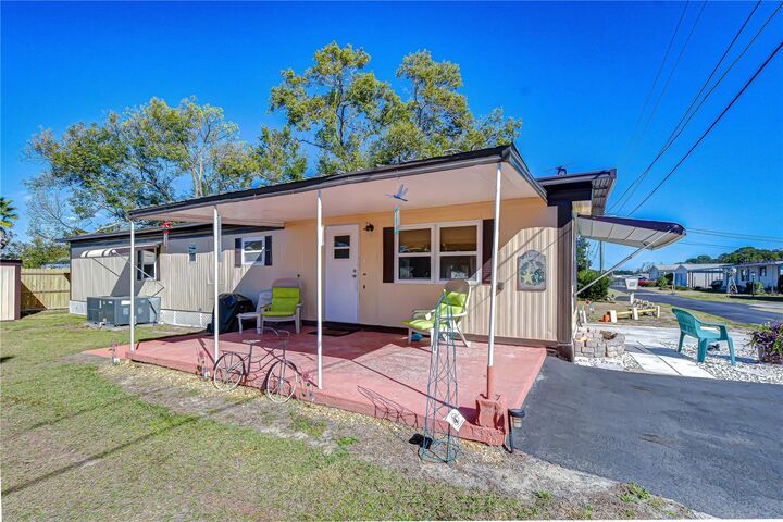 Property Photo:  39107 Hillcrest Drive  FL 33542 