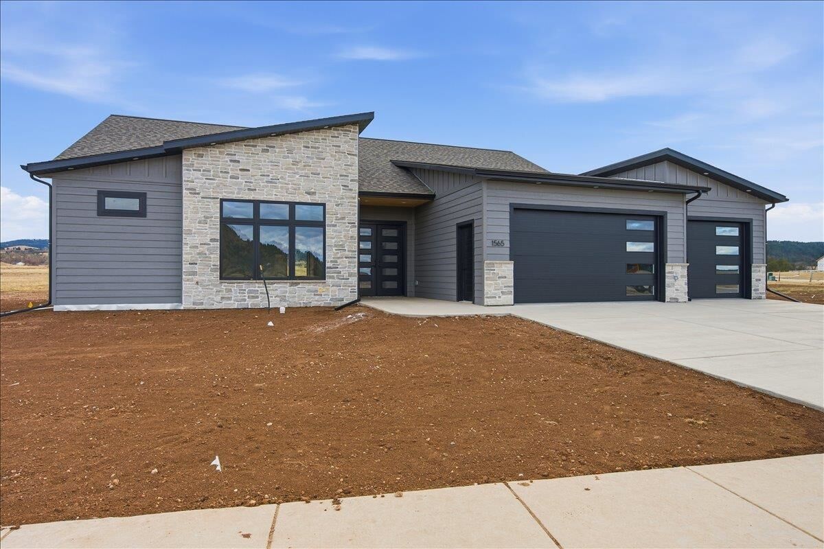 Property Photo:  1565 Blue Sage Road  SD 57783 