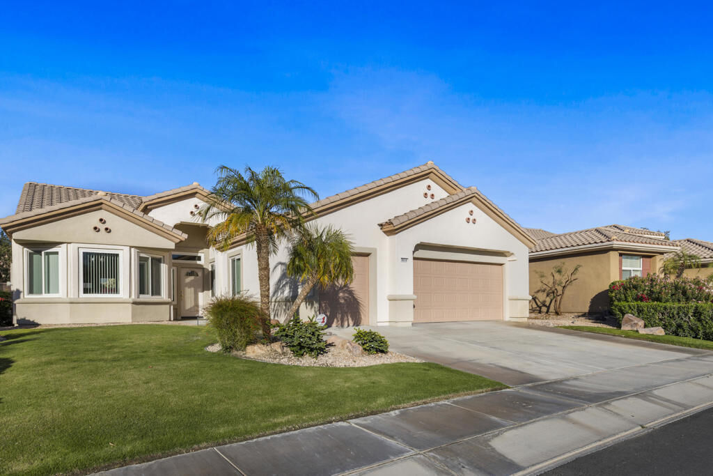 Property Photo:  78214 Grape Arbor Avenue  CA 92211 