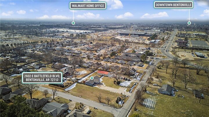 Property Photo:  2602 E Battlefield Boulevard  AR 72712 