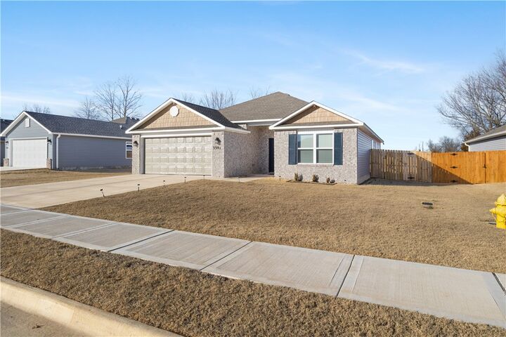 Property Photo:  3301 E Hagen Street  AR 72761 