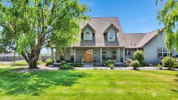 Property Photo:  4997 NE Road 7.5  WA 98837 