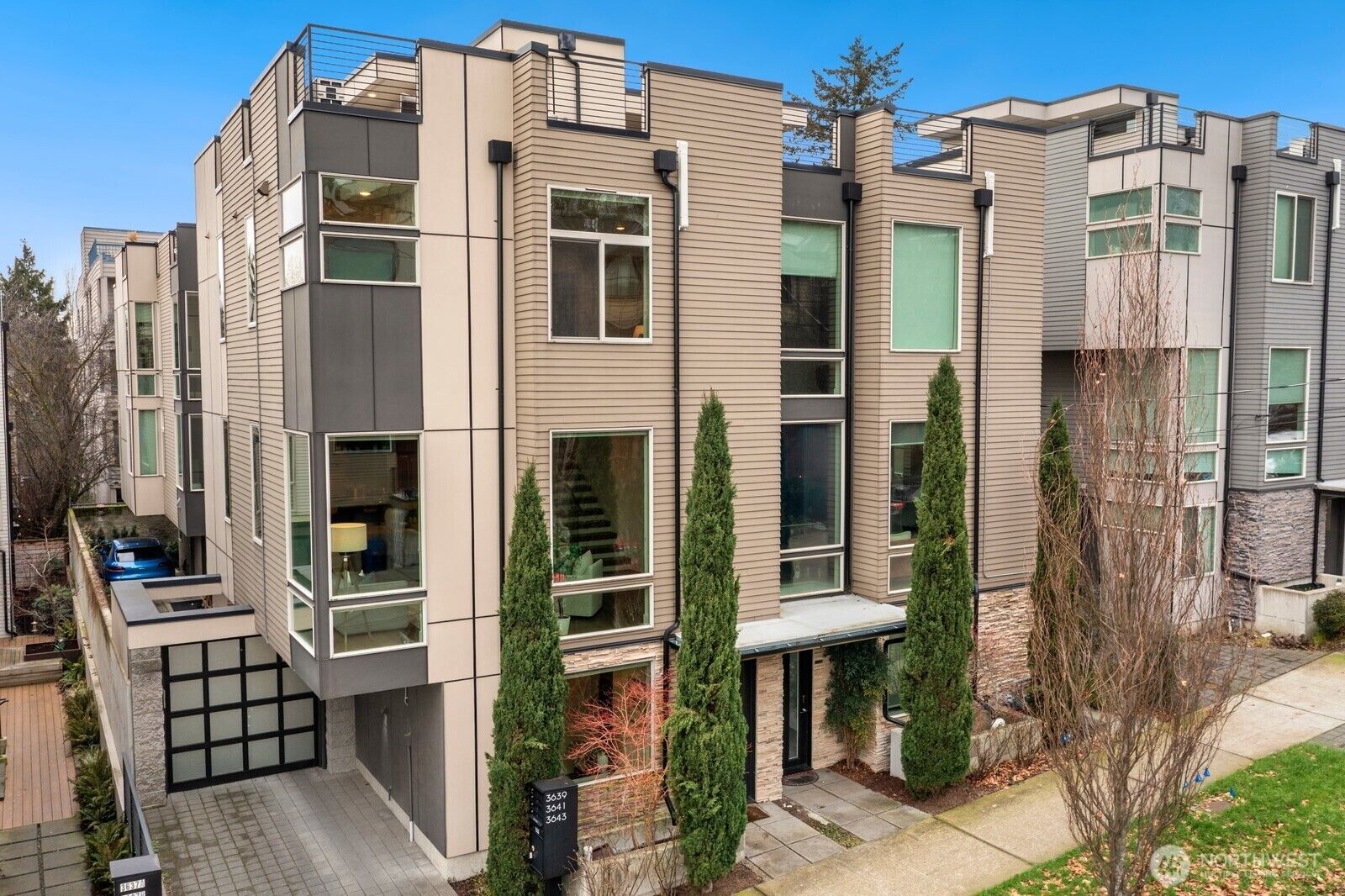 Property Photo:  3641  Dayton Avenue N  WA 98103 