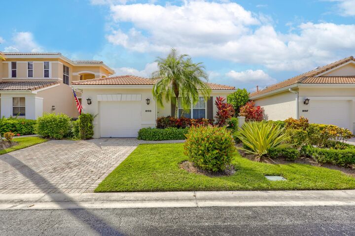 Property Photo:  8193 Sandpiper Way  FL 33412 