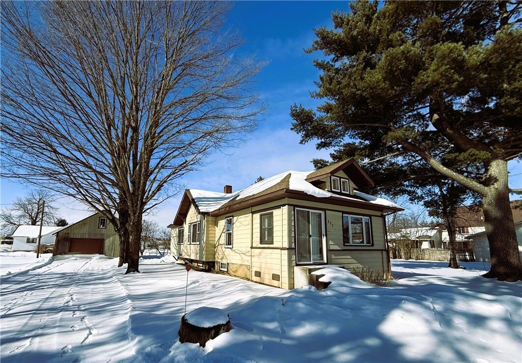 Property Photo:  823 German Street  WI 54530 