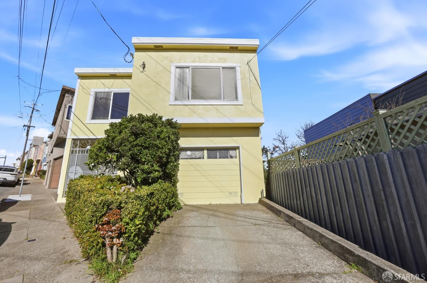 Property Photo: 100 Ankeny Street CA 94134