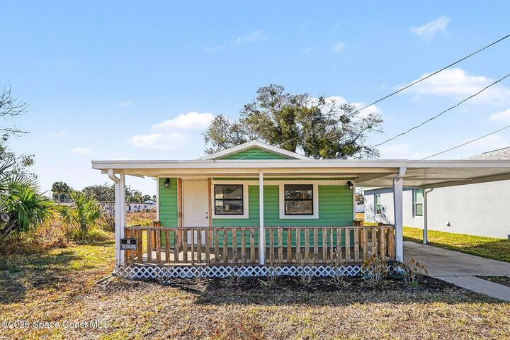 Property Photo: 515 S Wilson Avenue FL 32922