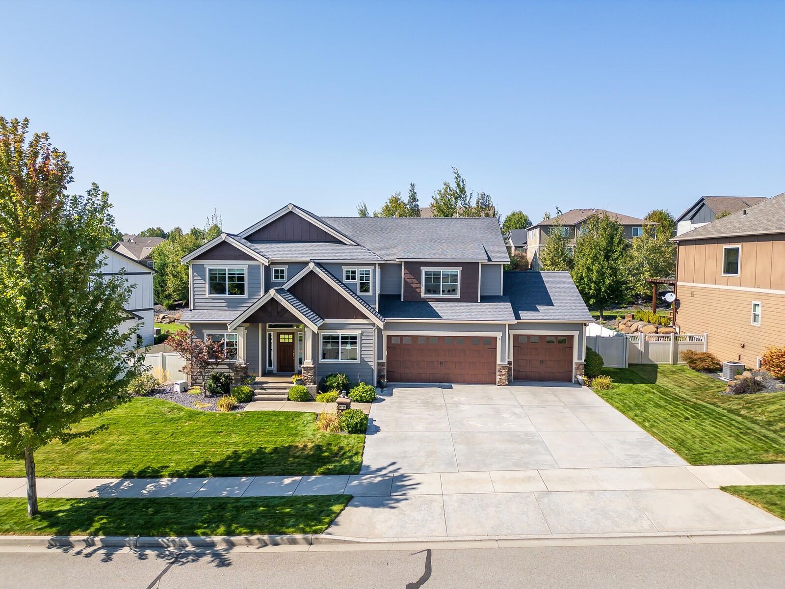 Property Photo:  2120 S Selkirk Dr  WA 99016 