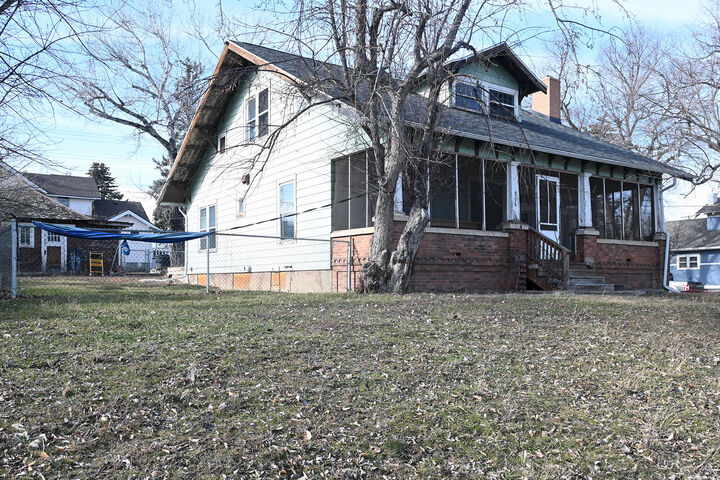 Property Photo:  806 S Thurmond Street  WY 82801 