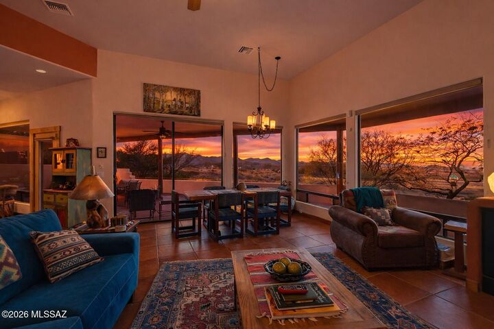 Property Photo: 612 Camino Arviso AZ 85648