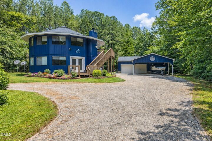 Property Photo:  878 Anchor Drive  VA 23919 