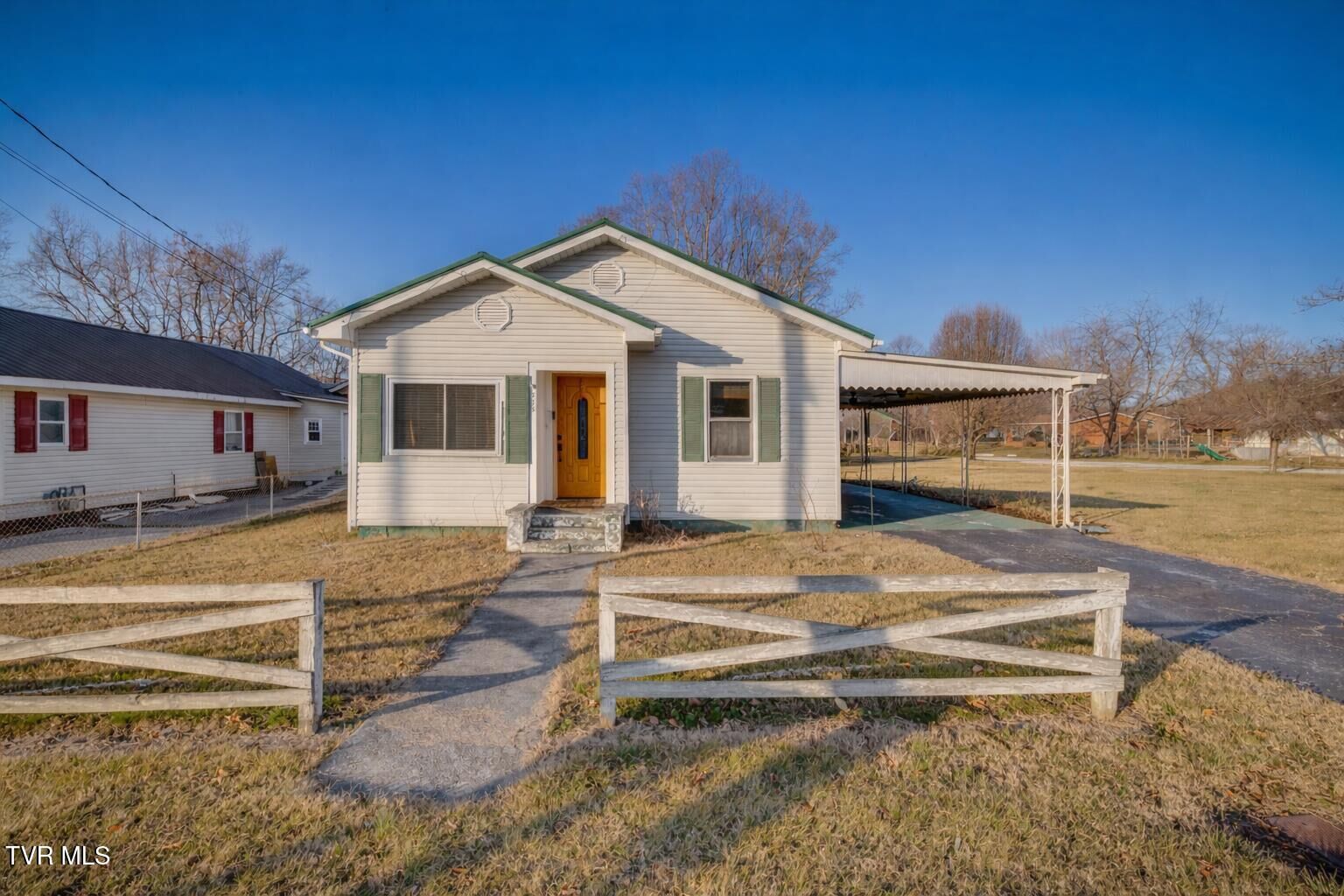 Property Photo:  535 Washington Street  TN 37650 