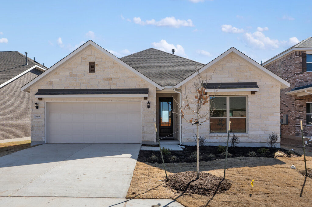 Property Photo:  1409 Dog Iron Street  TX 78633 