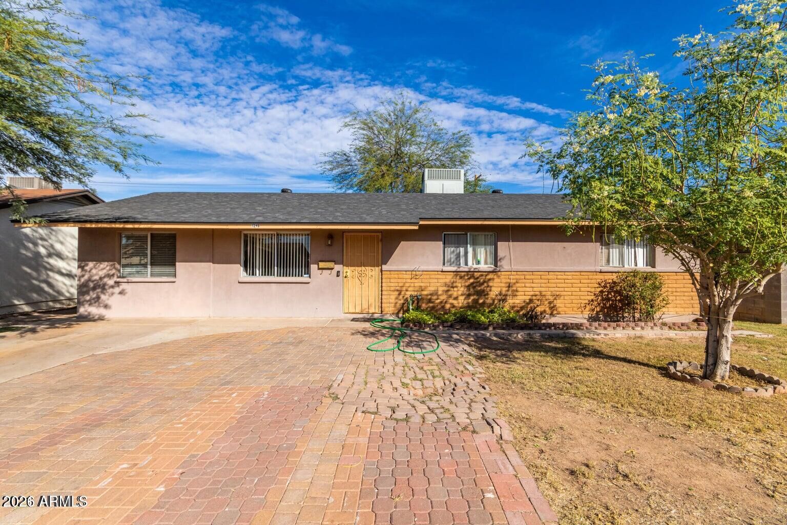 Property Photo:  1246 E Millett Avenue  AZ 85204 