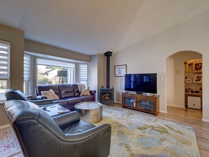 Property Photo: 5643 Curtis Place BC V7Z 0R9