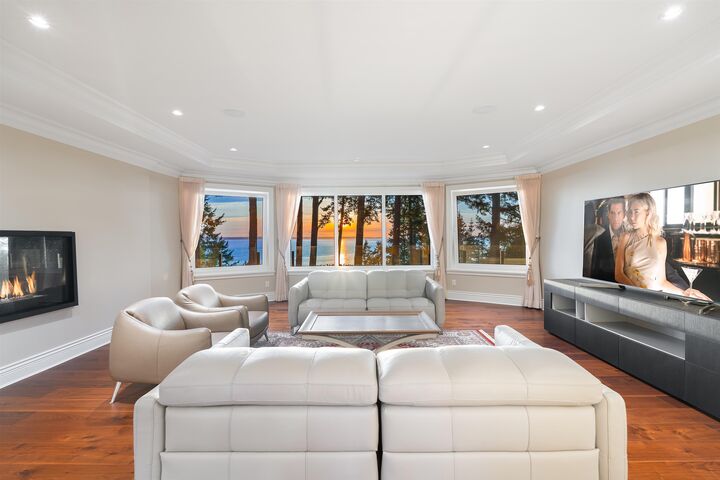 Property Photo: 1455 126A Street BC V4A 3R5