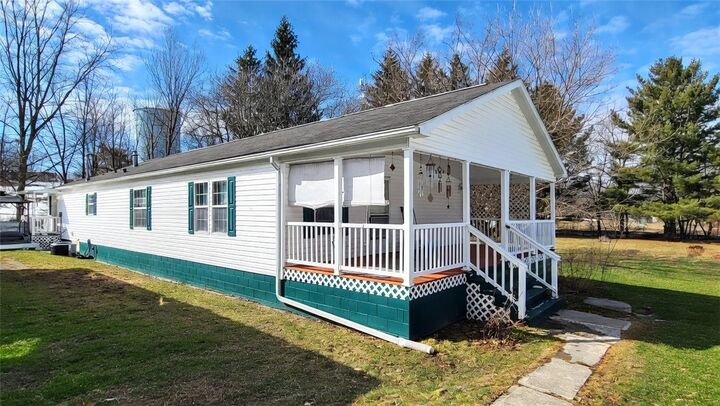 Property Photo:  2232 E Seneca Street  NY 14521 