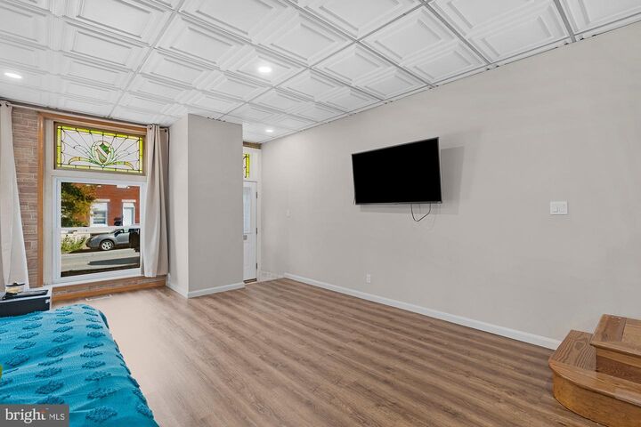 Property Photo:  114 Highland Avenue N  MD 21224 