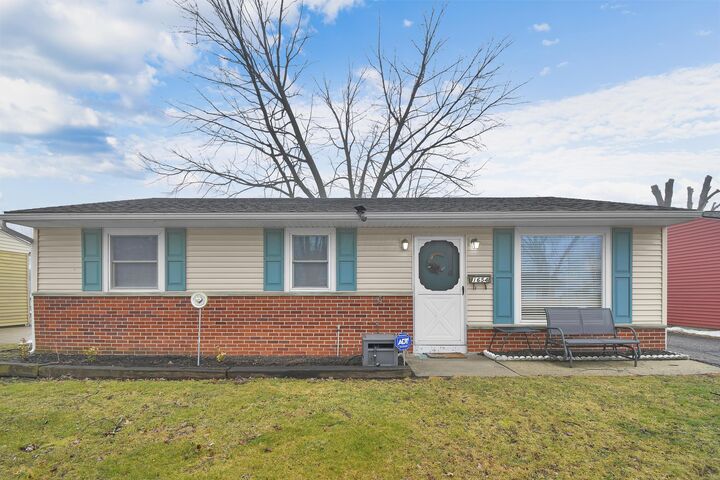 Property Photo: 1654 Wilton Drive OH 43227