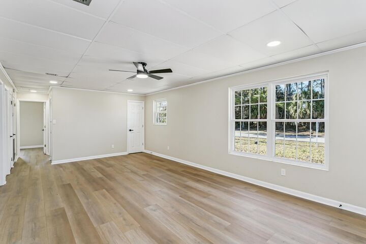 Property Photo:  123 SW Robinwood Drive  FL 32548 