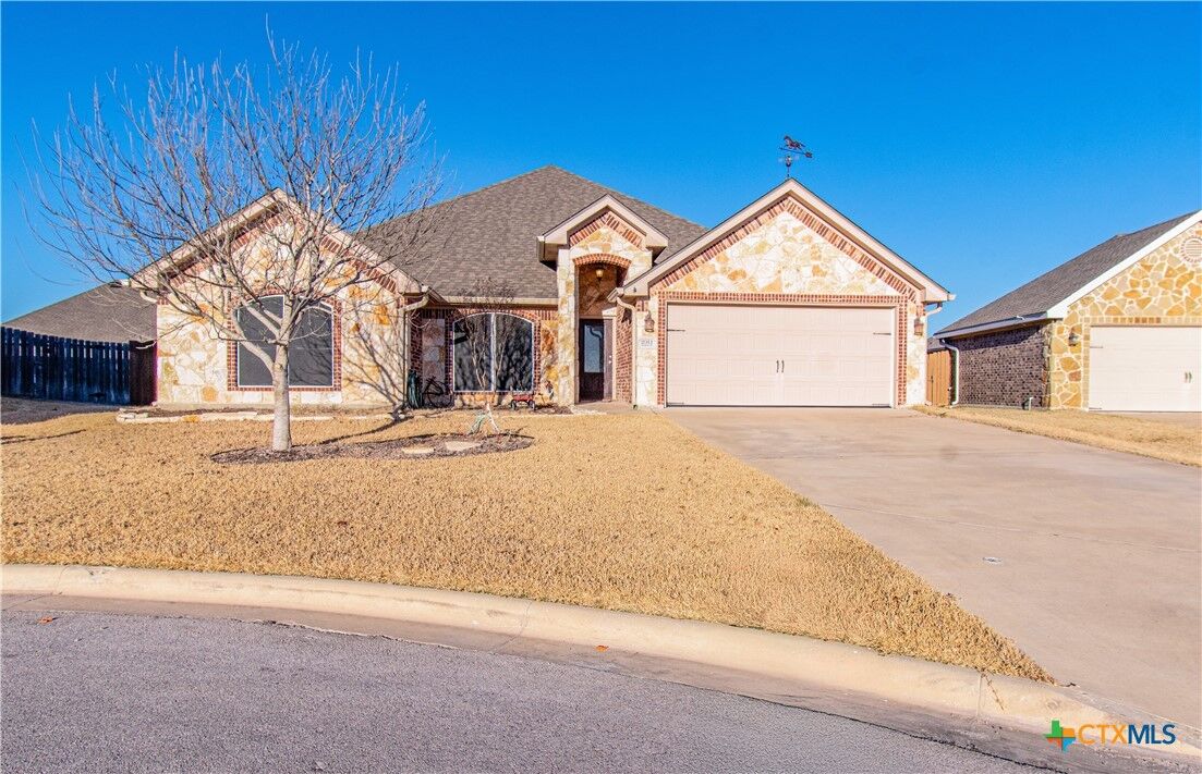 Property Photo:  2911 Kyndal Drive  TX 76502 