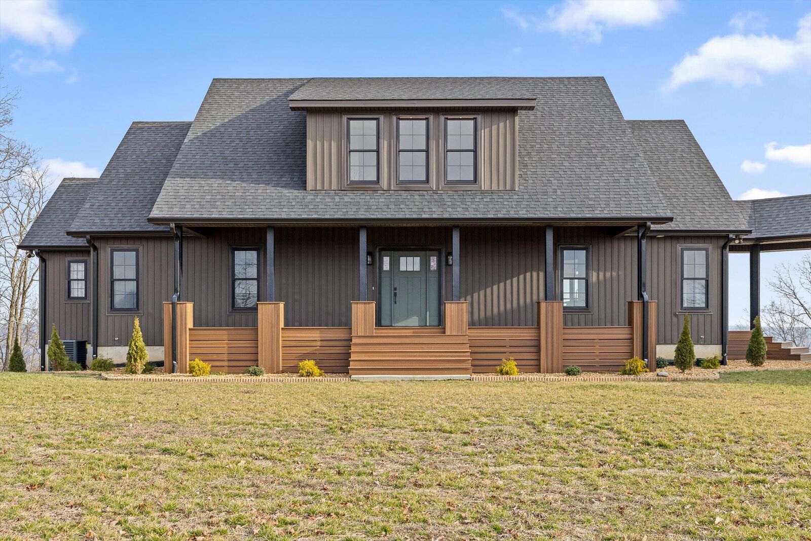 Property Photo: 1589 County Road 4 AL 35962