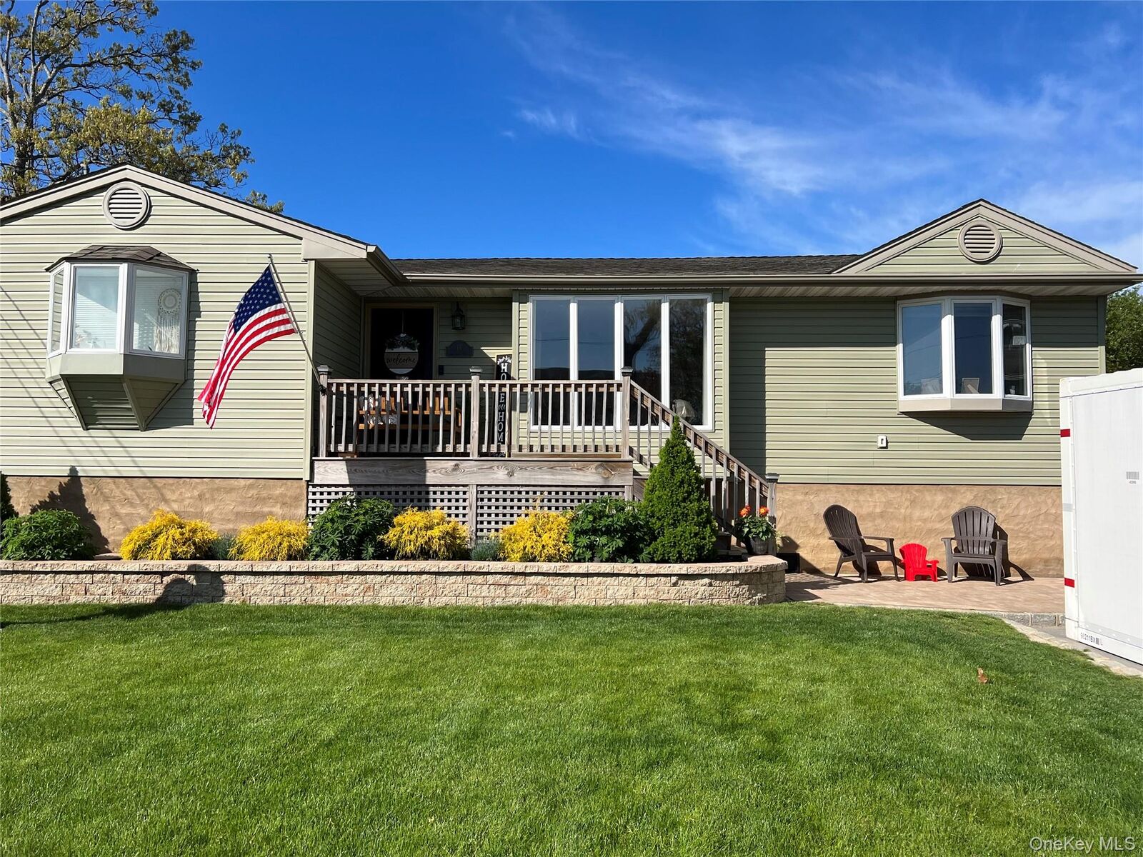 Property Photo:  15 Mallard Drive  NY 11934 