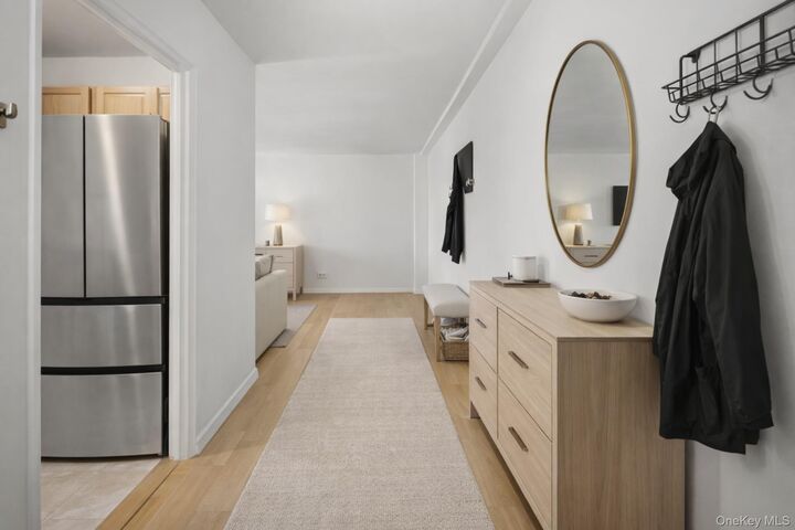 Property Photo:  5550 Fieldston Road 8H  NY 10471 