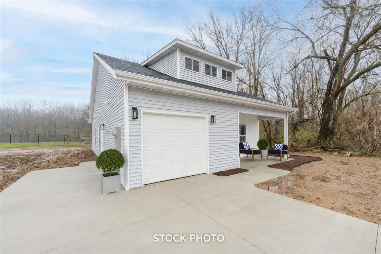 Property Photo: 717 Victory Lane MI 49031