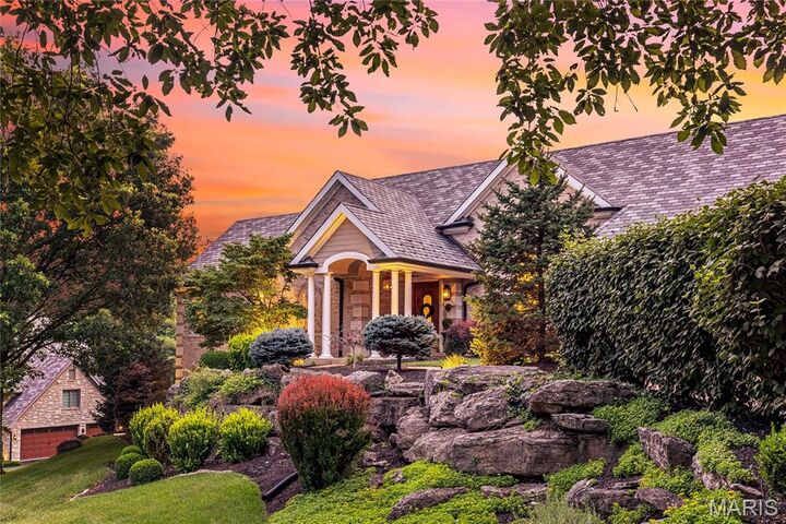 Property Photo:  208 Saint Georges Drive  MO 63073 