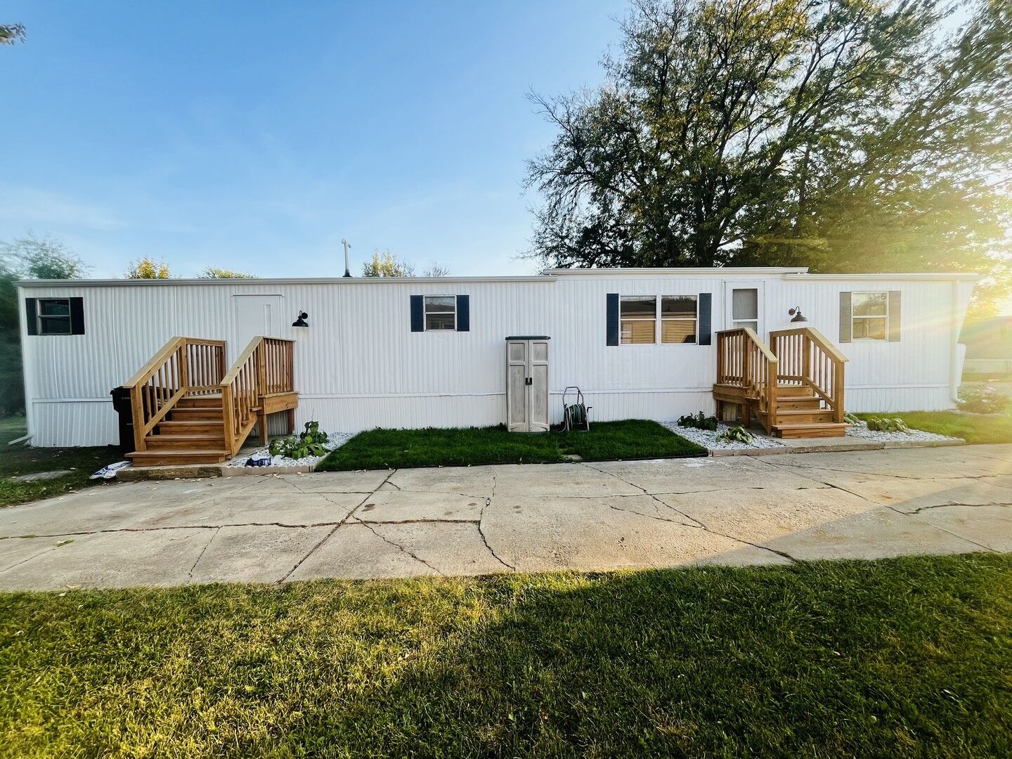 Property Photo:  1824 Huckleberry Lane  IL 60178 